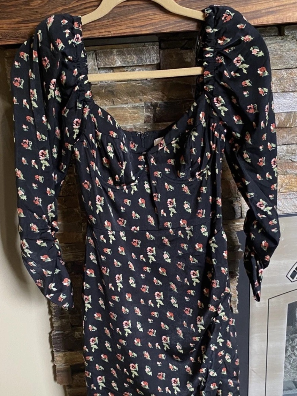 ASTR the Label Black Floral Long-Sleeve Puff-Sleeve Midi Dress